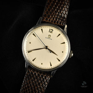 Omega Jumbo 38mm - Sweep Seconds Dial - Model Ref: 2325-7 - c.1947 - Vintage Watch Specialist