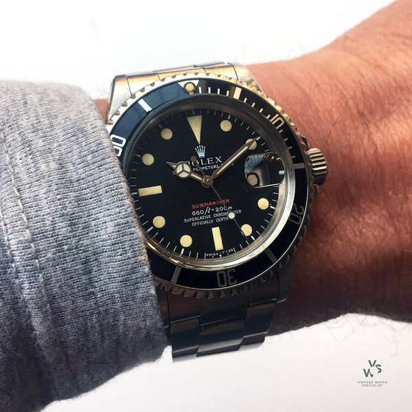 Single red submariner new arrivals