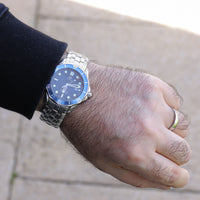 Omega Seamaster Professional - Model 196.1504 - Quartz with Blue Wave Dial in 41mm Steel Case - c.2010
