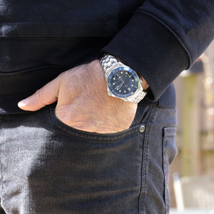 Omega Seamaster Professional - Model 196.1504 - Quartz with Blue Wave Dial in 41mm Steel Case - c.2010