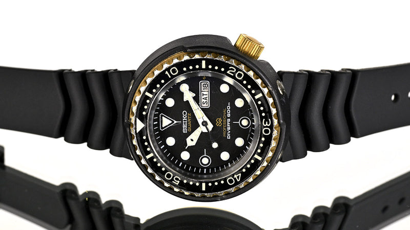 Seiko Quartz - Professional Grandfather Golden Tuna Model Ref: 7549-7009 - 600m Divers Watch - Gold over Titanium Case
