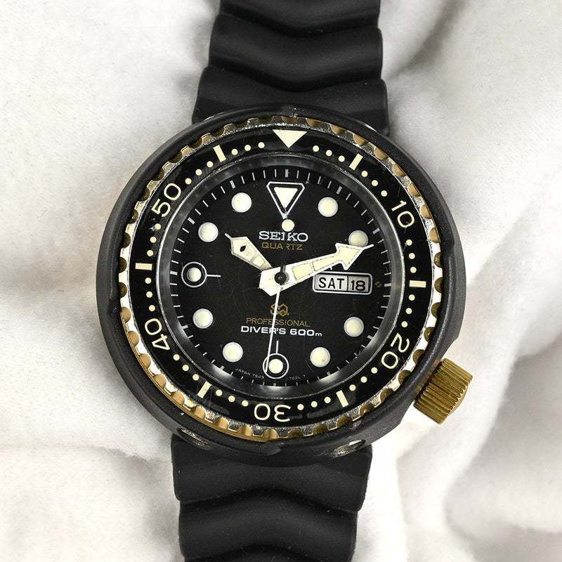 Seiko Quartz - Professional Grandfather Golden Tuna Model Ref: 7549-7009 - 600m Divers Watch - Gold over Titanium Case