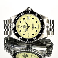 Tag Heuer Professional 200m - Night Diver - Luminous Dial - Model Ref: 980.113B - c.1987