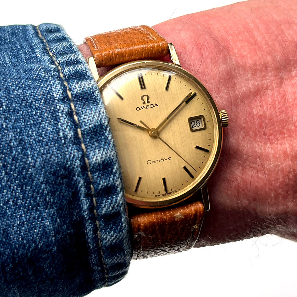 Omega Geneve 9ct Gold - Model Ref: 331/25410 - Shackman Case - c.1970