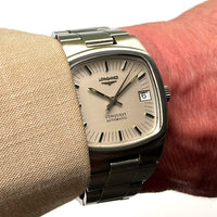 Longines Conquest Automatic TV Case - Model Ref: 1526-1 6651 - Integrated Bracelet - c.1979