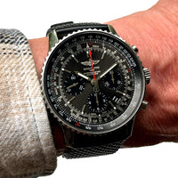 Breitling Navitimer 01 Limited Edition - Model ref: AB012124/F569 - 2018 - Box and Papers