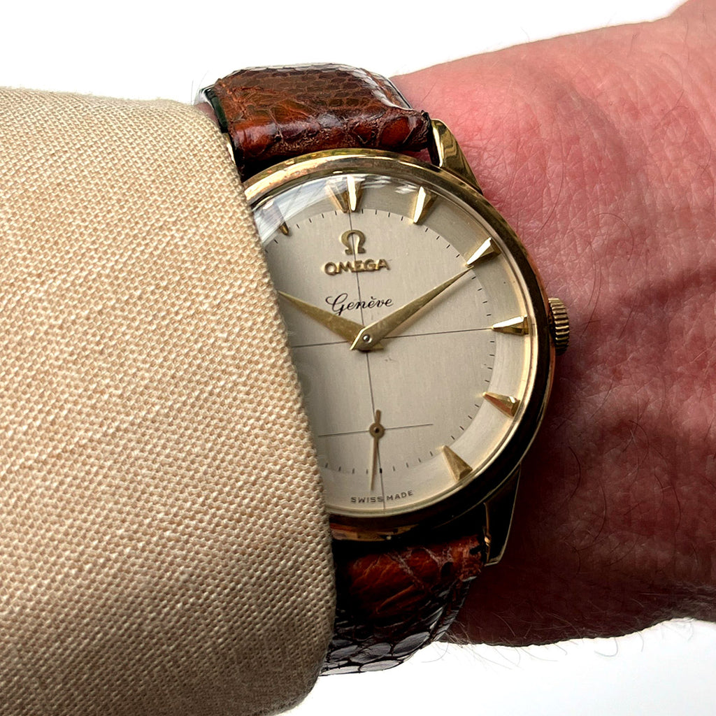 Omega 9k Gold Geneve Dress Watch - Model ref: 13332 - Cross Hair Dial - c.1950s