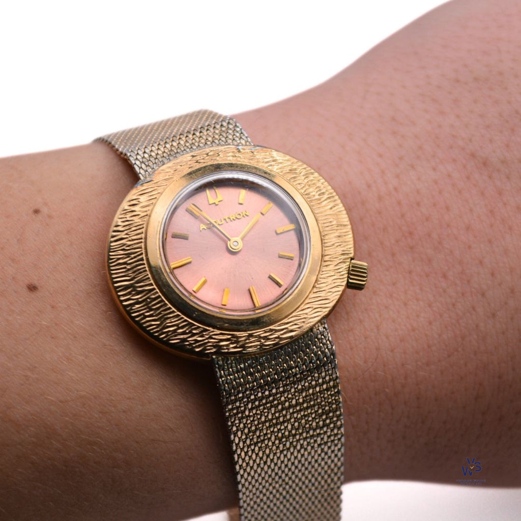 Bulova - Accutron Ladies 10K Gold Filled Pink Dial c.1970 Vintage Watch Specialist