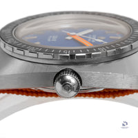 Certina Automatic DS-2 PH 200m (The Burton) - Blue Dial - c.1970 - Vintage Watch Specialist