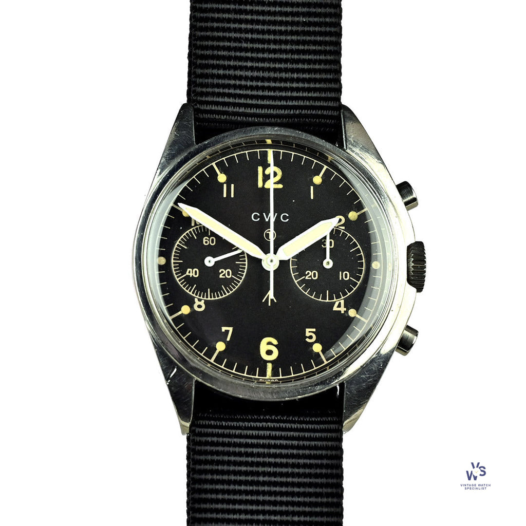CWC - ’FAB FOUR’ - 2 Register Chronograph - Military - Valjoux Caliber: 7733 - Vintage Watch Specialist