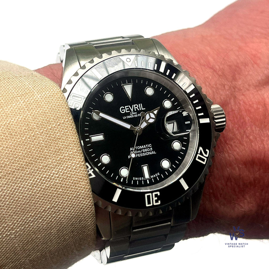 Gevril Wall Street - Model 4850A - Box and Papers - June 2023 - Vintage Watch Specialist