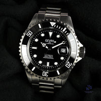 Gevril Wall Street - Model 4850A - Box and Papers - June 2023 - Vintage Watch Specialist