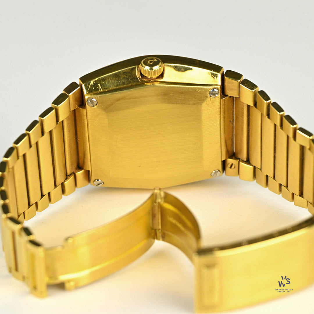 International Watch Company - 18k Gold Dress Watch With Diamond
