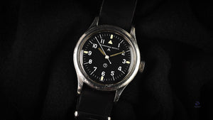 IWC - Mark 11 (XI) - RAF Watch - Hooked 7 Dial - Case Back Ref: 6B/346 - Vintage Watch Specialist