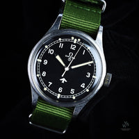 Omega 1953 ’Fat Arrow’ RAF-Issued Pilot’s watch - 1953 - Vintage Watch Specialist