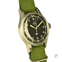 Omega 1953 ’Fat Arrow’ RAF-Issued Pilot’s watch - 1953 - Vintage Watch Specialist