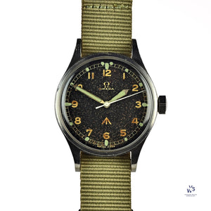 Omega Military - RAF 6B/542 - Rare Radium Dial Thin Arrow - 1953 - Caseback 6645 101000 - Vintage Watch Specialist