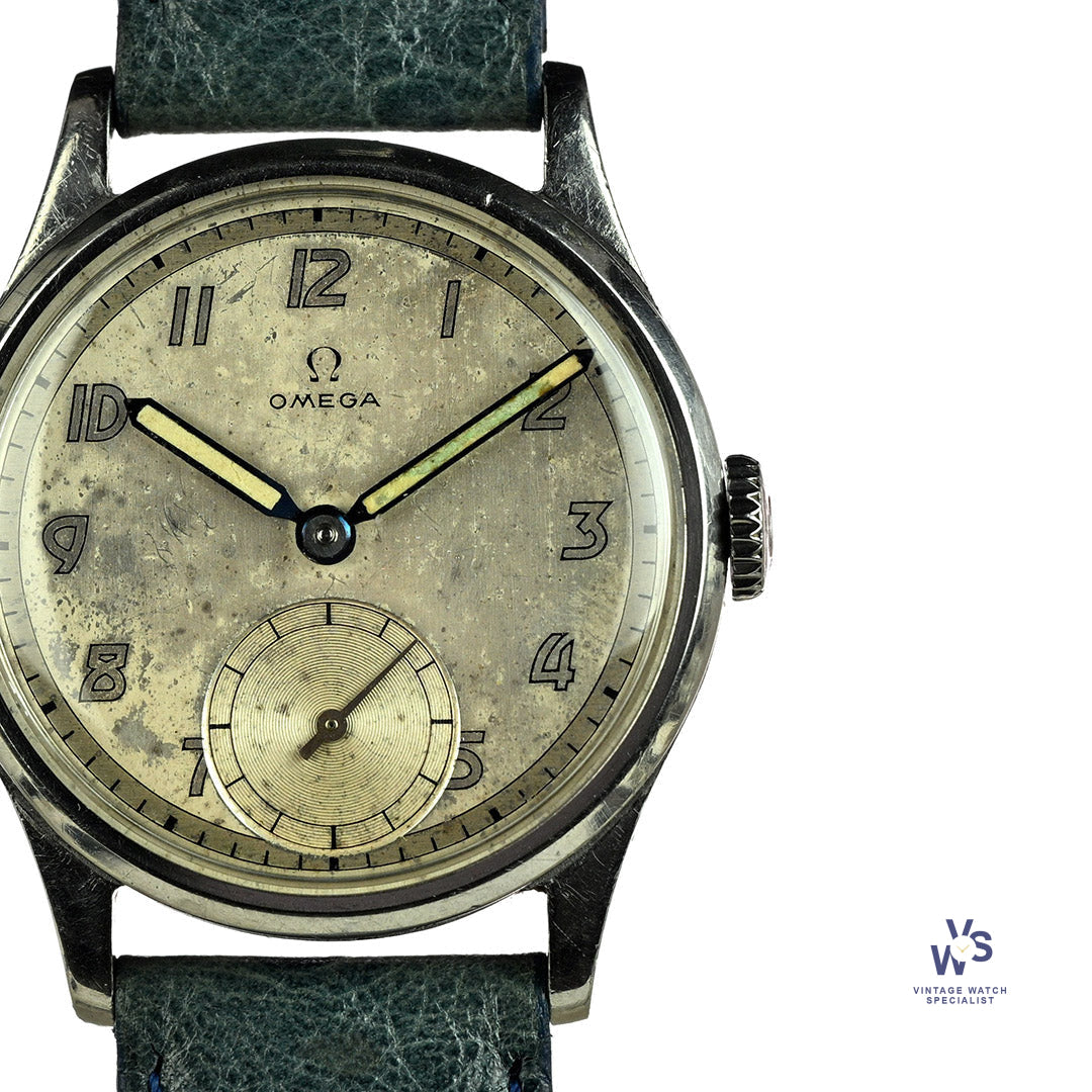 Omega Military Style - Dennison Case - Original Lume - c.1940s 
