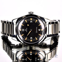 Omega Railmaster - 1957 Trilogy Heritage - New Unworn 2018 - Box & papers - Vintage Watch Specialist