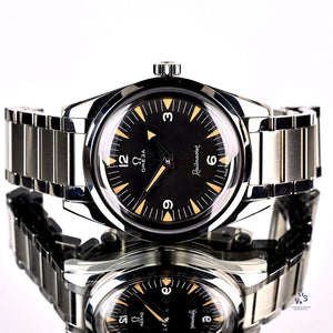 Omega Railmaster - 1957 Trilogy Heritage - New Unworn 2018 - Box & papers - Vintage Watch Specialist