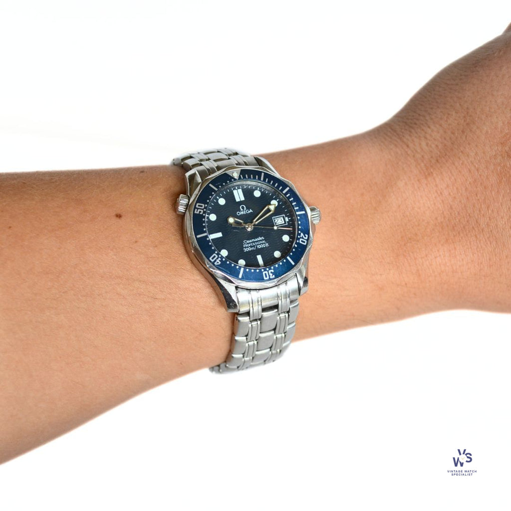 Omega - Seamaster 300 Professional - Quartz - Mid Size - Blue Wave Dial - Model Ref: 196.1522 - c.1998 - Vintage Watch Specialist