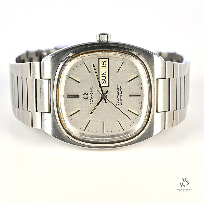 Omega Seamaster - Automatic Day/Date S/S T.V Case - Model Ref 1166.0213 c.1970s - Vintage Watch Specialist