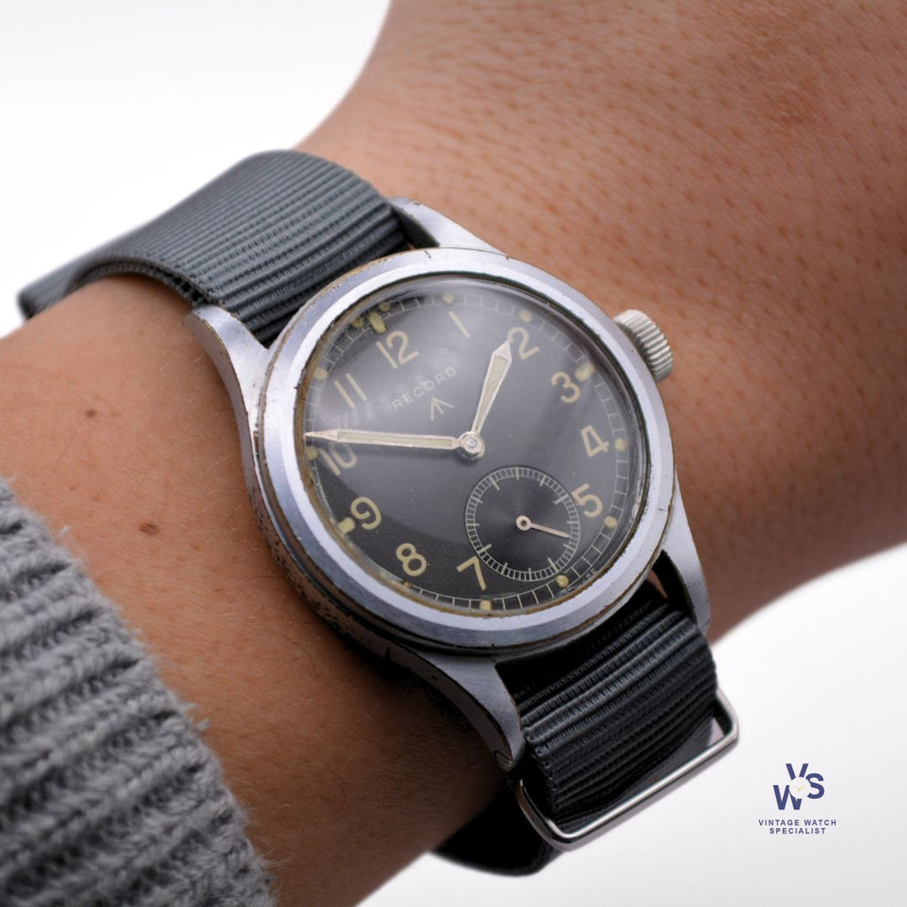 Record - Dirty Dozen - Matching Numbers - Caseback Ref: WWW L26830 - C.1944 - Vintage Watch Specialist