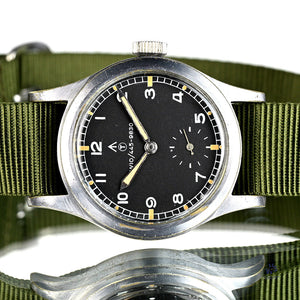 Record Dirty Dozen WWW Military Watch with Rare NATO W10 Numbered Dial and Pumpkin Lume – c.1945 Matching Case and Lug Numbers Vintage