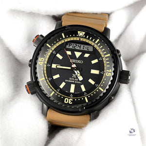 Seiko H851 - Solar Diver’s 200m - The ’Arnie’ - Box and Papers - c.2020 - Vintage Watch Specialist