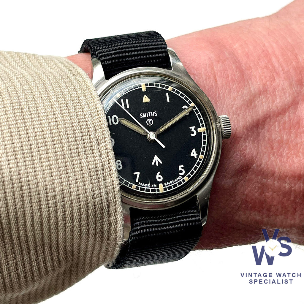 Smiths W10 2409/70 - Vintage Watch Specialist