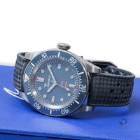 Squale Divers Watch - 30 Atmos - Grey Dial - With Original Box and Paperwork - Model Reference Y1545 - 2023 - Vintage Watch Specialist