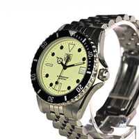Tag Heuer Professional 200m - Night Diver - Luminous Dial - Model Ref: 980.113B - c.1987 - Vintage Watch Specialist