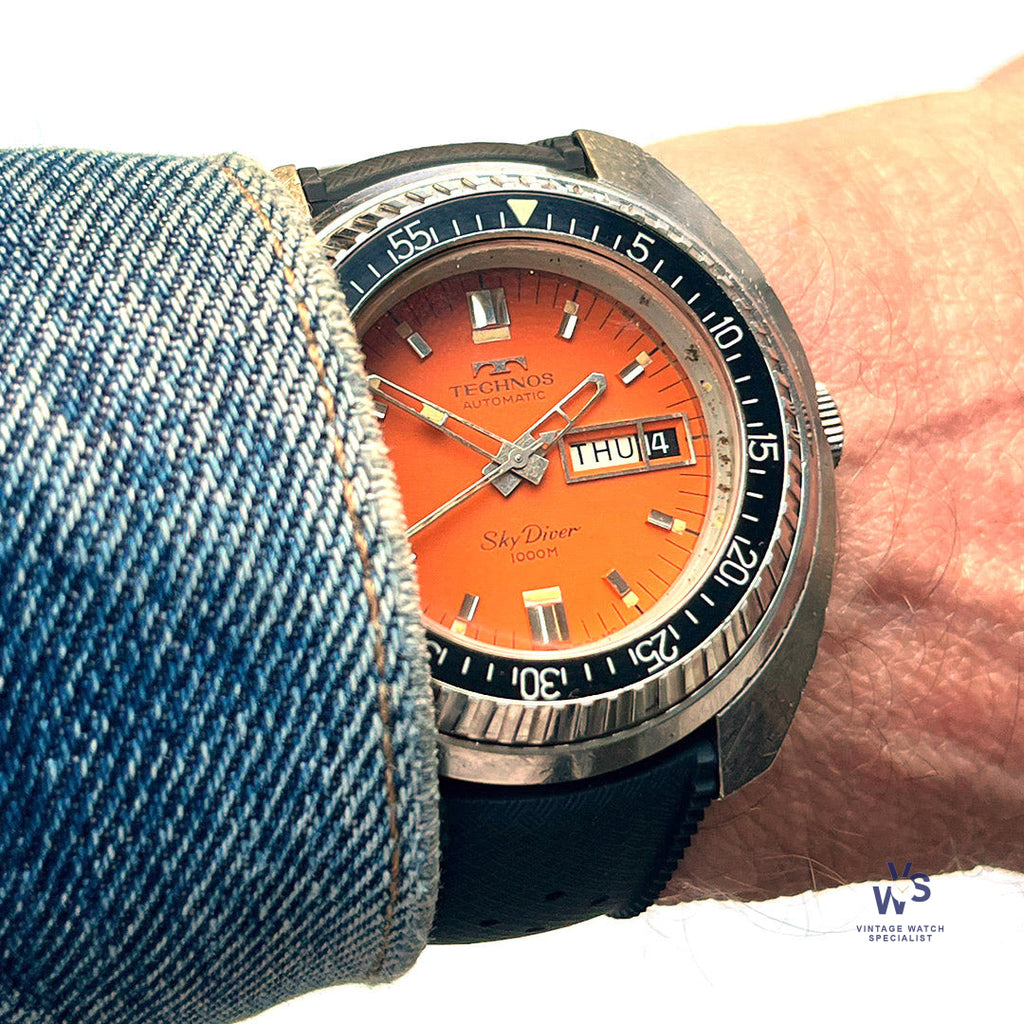 Technos Automatic Sky Diver - Calendar Function - c.1970s - Provenance Included - Vintage Watch Specialist