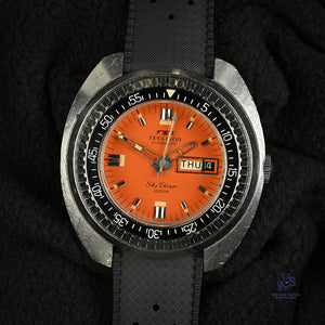 Technos Automatic Sky Diver - Calendar Function - c.1970s - Provenance Included - Vintage Watch Specialist
