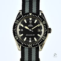 WatchCo Omega Seamaster 300 Date - Model ref: 0555T 166.0324 - 1965 - Vintage Watch Specialist