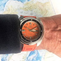 Rare Technos Sky Diver 1000m - Automatic - Model Ref: 10709 - c.1970s ***SOLD***