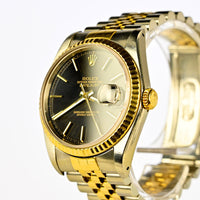 Rolex - Oyster Perpetual Datejust - Reference 16233 In Gold and Steel - 1990 - With Box and Papers