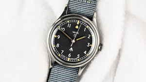 Smiths W10 Military Issued Watch - 1968 - Original Military Engravings