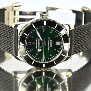 Breitling SuperOcean Heritage B20 Automatic 42 - Model Reference: AB2010121L1S1 - 2022 - Vintage Watch Specialist