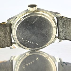 Buren Grand Prix - German Army - D-H - WW2 Military Issued Wristwatch - c.1940s - Vintage Watch Specialist