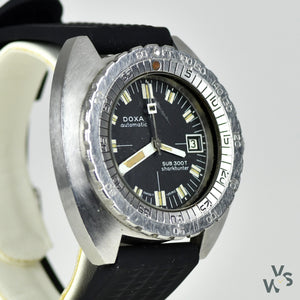 Doxa Automatic Sub 300T ’Sharkhunter’ - Professional Divers’ Watch - Black Dial c.1969 - Vintage Watch Specialist