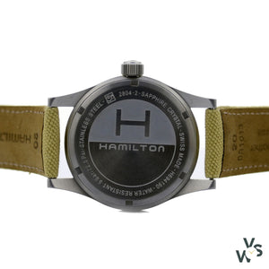 Hamilton Khaki Mechanical With Date - Model H694190 - Calibre 2804-2 - Vintagewatchspecialist