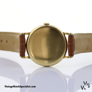 Omega 18K Solid Gold Case Calibre 28 17 Jewels 1944 - Vintagewatchspecialist