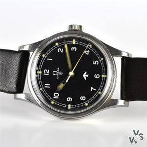 Omega 1953 ’Fat Arrow’ RAF-Issued Pilot’s watch - Ref. 2777-1 - 6645 - 101000 6B/542 - Vintage Watch Specialist