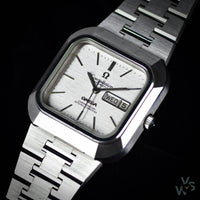 Omega Constellation Day/Date TV Case - 1970s Reference 368.0854 - Cal.1021 - Vintage Watch Specialist