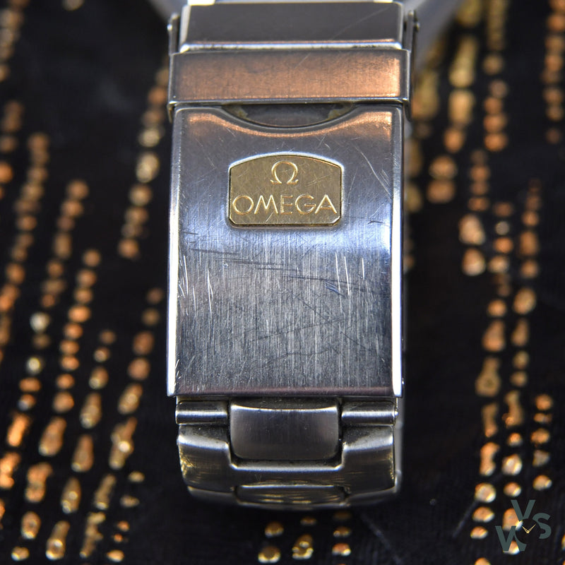 Omega seamaster Professional 200m Pre Bond 396.1042-1 - Vintage Watch Specialist