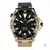 Omega Seamaster Professional Chronometer - Black Wave Dial - 2008 - Ref: 2254.50.000 - Vintage Watch Specialist