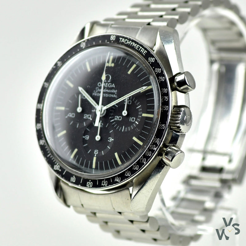 Omega - Speedmaster Professional - Moonwatch - Reference: 145.022 -circa. 1984 - Vintage Watch Specialist