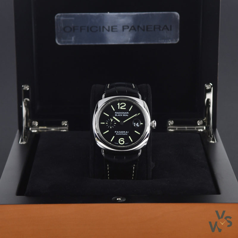 Panerai Radiomir Blackseal Ltd. Edition Ref. PAM 00287 - 2008 complete full set Box + Papers - Vintage Watch Specialist