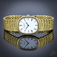 Vintage Patek Philippe Ellipse 18K Gold Unisex Watch With ‘Hobnail’ Bezel and Integral ‘Hobnail’ Bracelet - Ref 3931/010 - c. 1989. - 